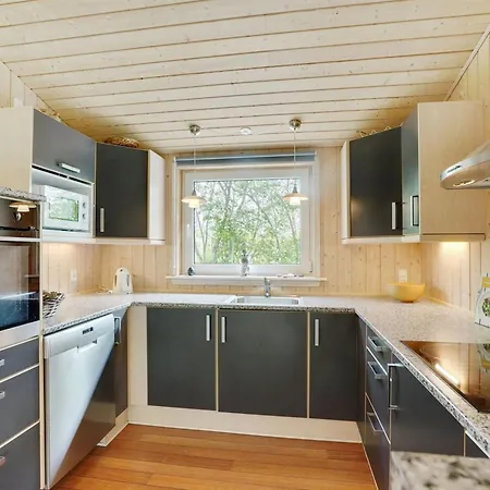 Els - 900m From The Sea By Interhome